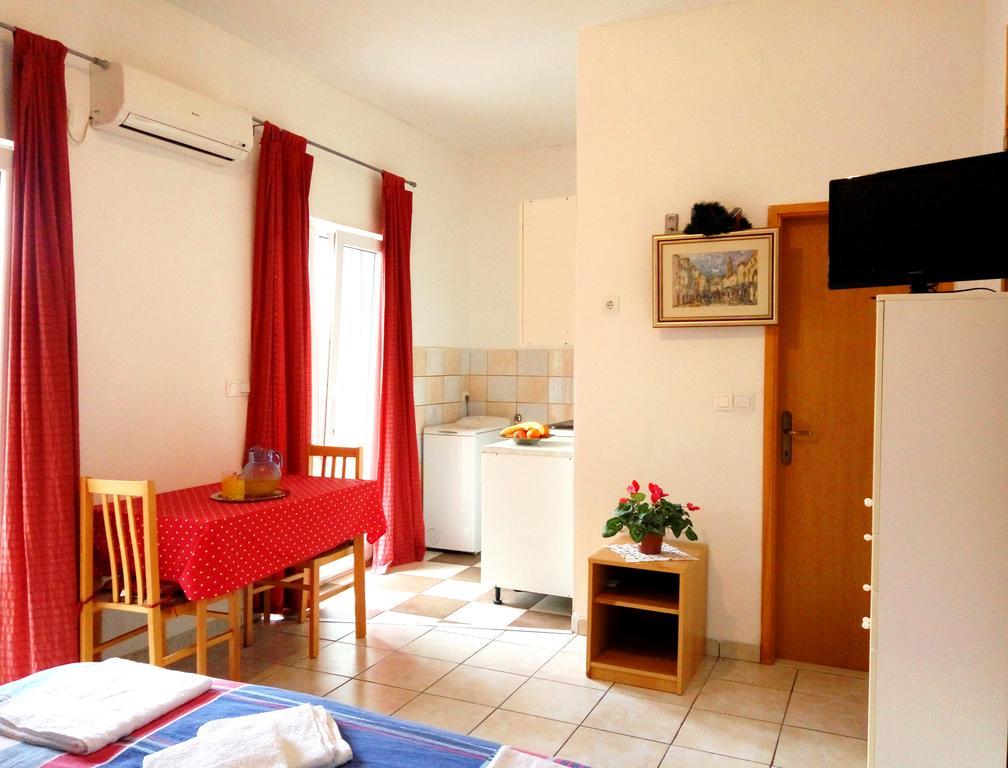 Guest House Kate Mlini Exteriér fotografie