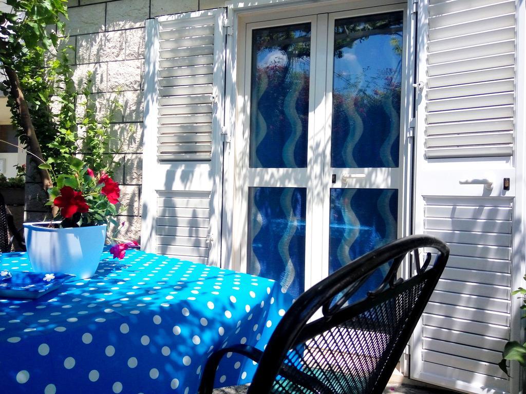 Guest House Kate Mlini Exteriér fotografie